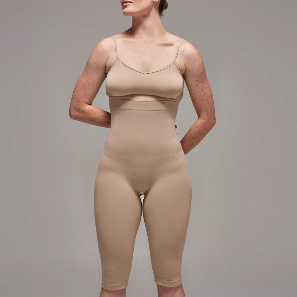 Capri Push Up With Abdomen Control