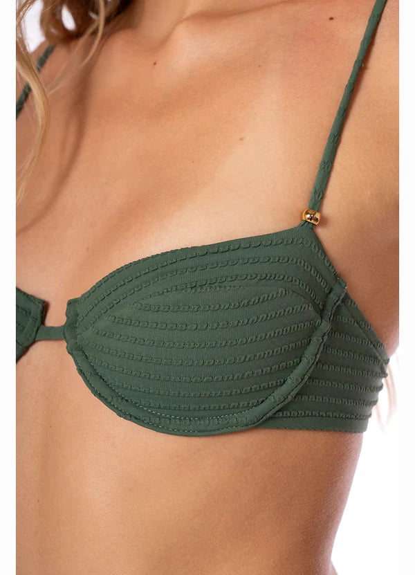 Solid sage dunes vera top