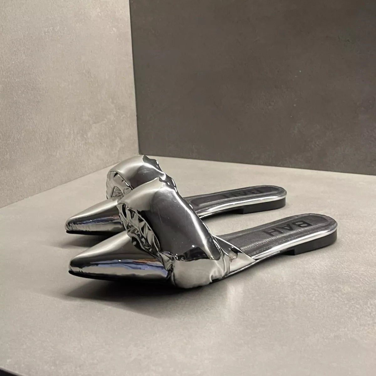 Silver Dancer 