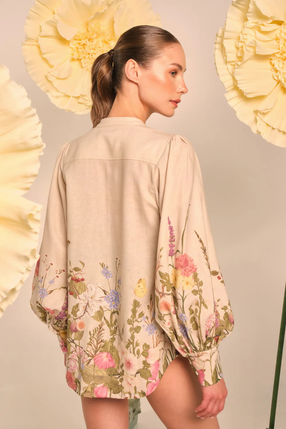 Hojuelas de clavos blouse