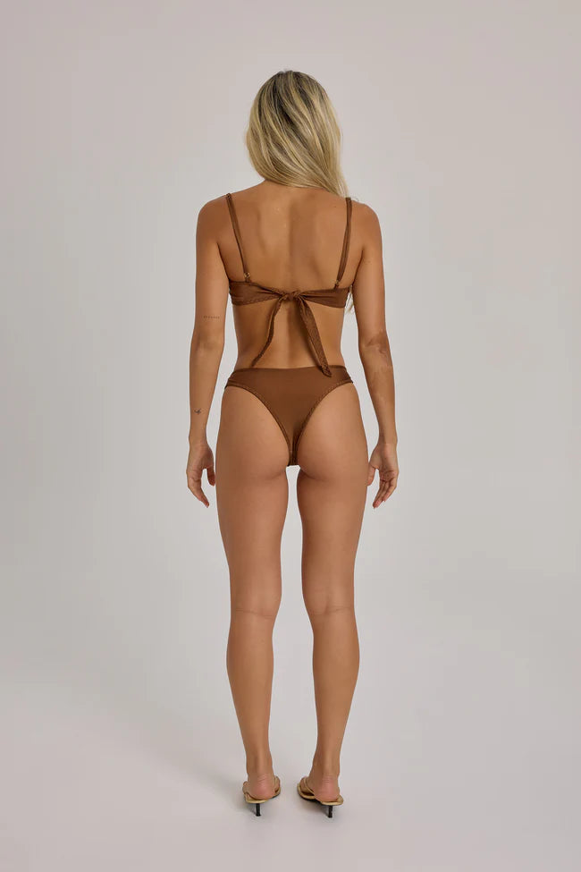 Bottom Bruna