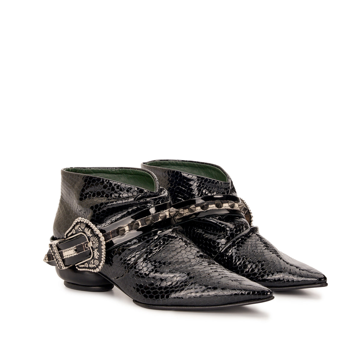 Black star boots