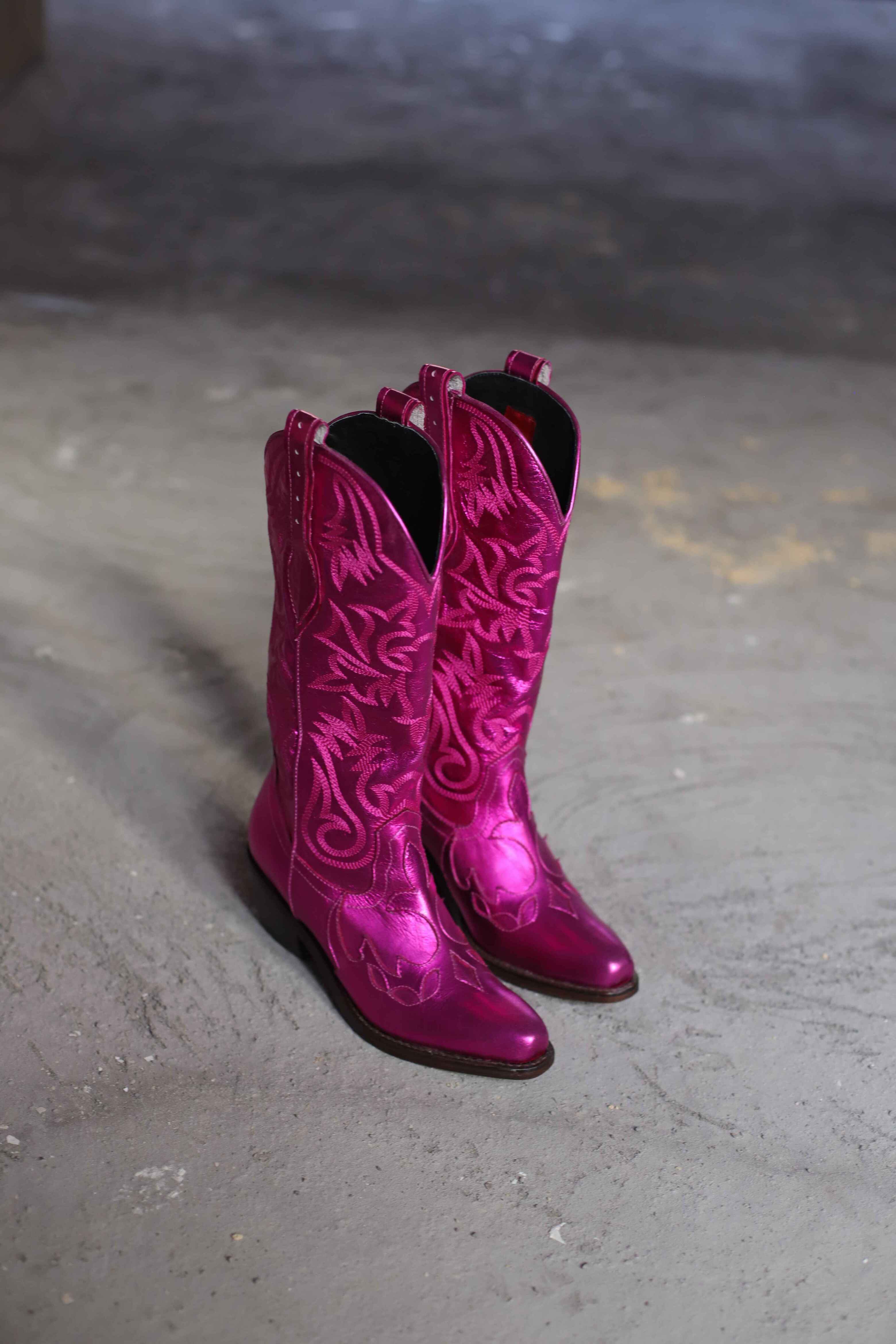 High-top texan boots