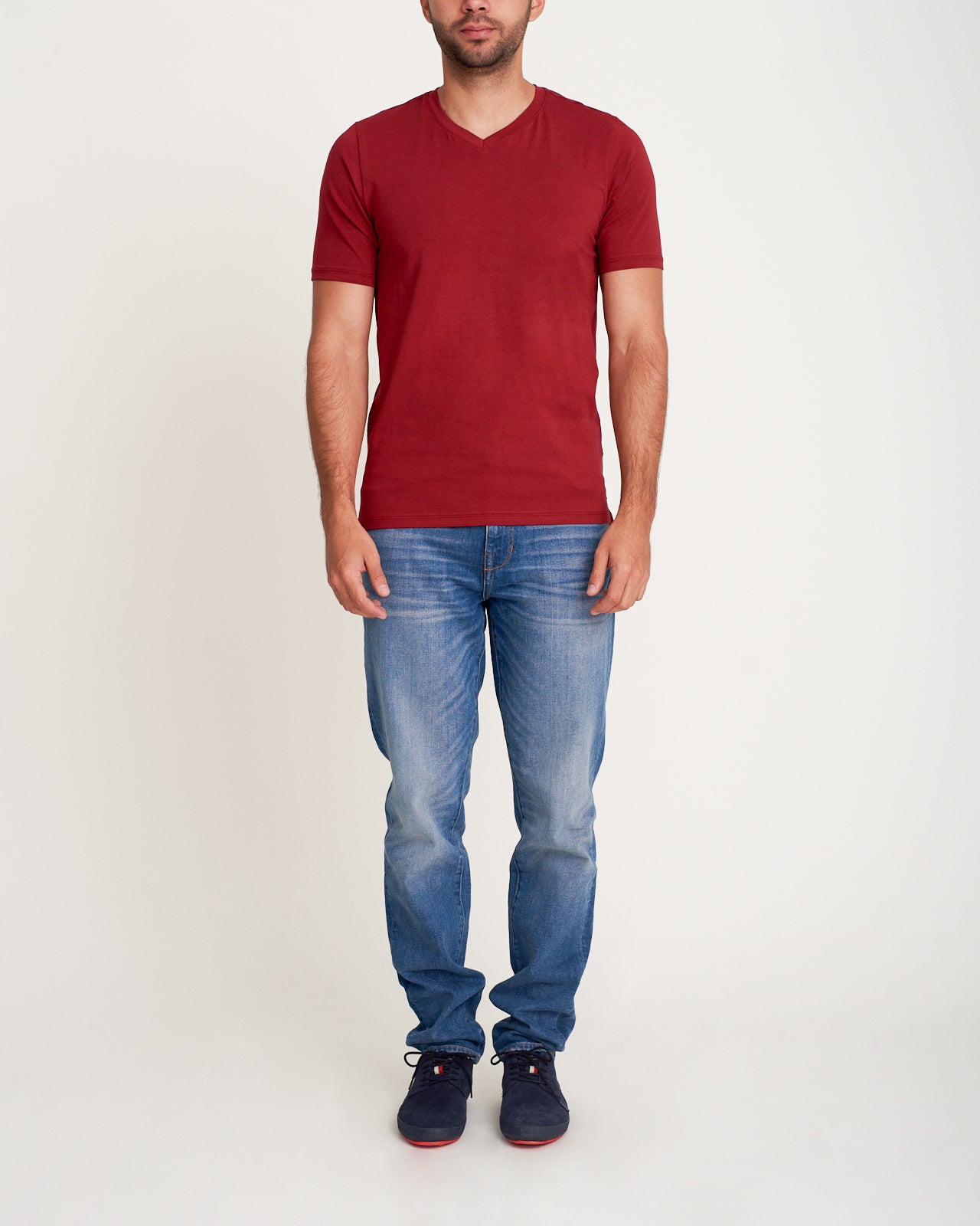 V-neck t-shirt