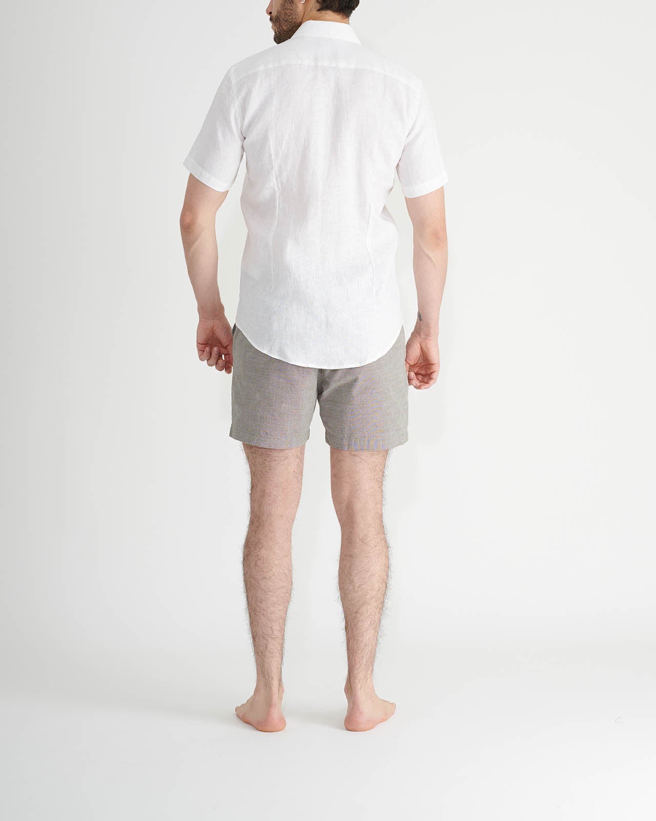 Short-sleeved linen shirt