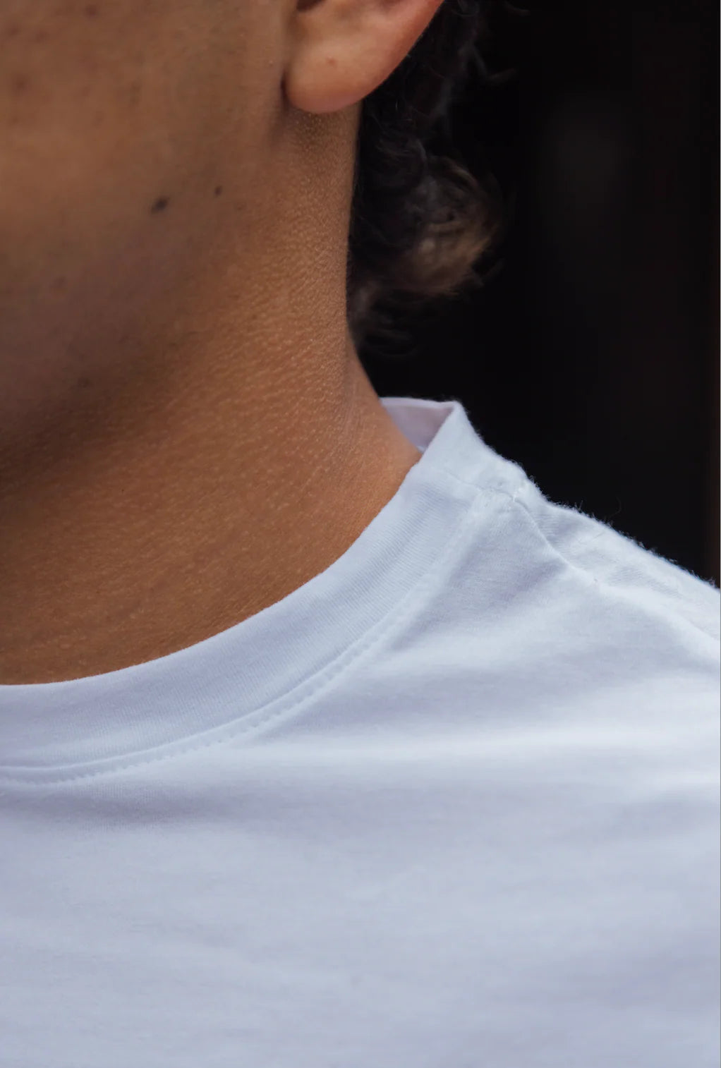 Men's white tshirt