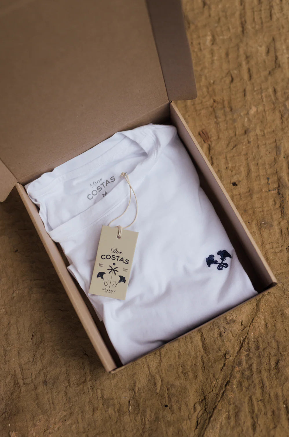 Men's white tshirt