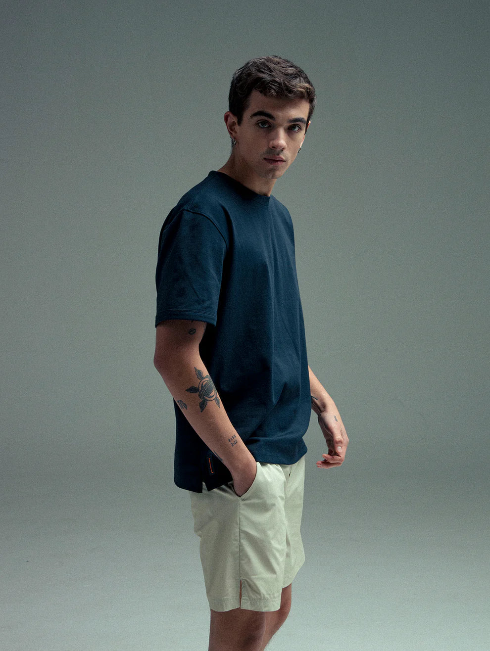 Relaxed fit cling sway t-shirt