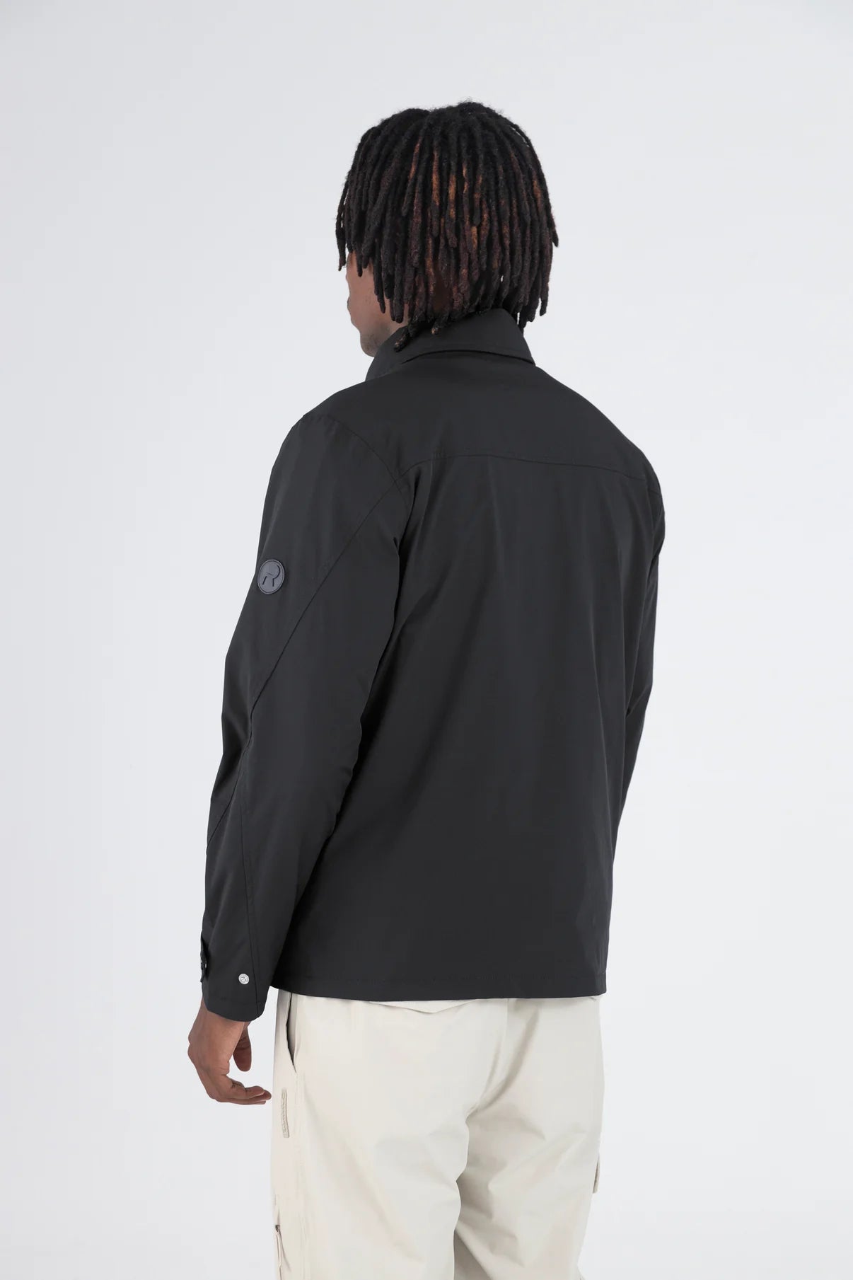 Semifitted vapor jacket