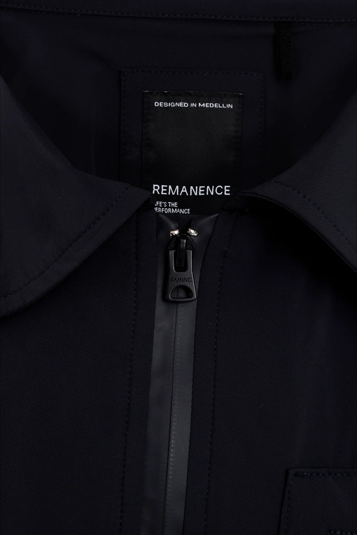 Semifitted vapor jacket