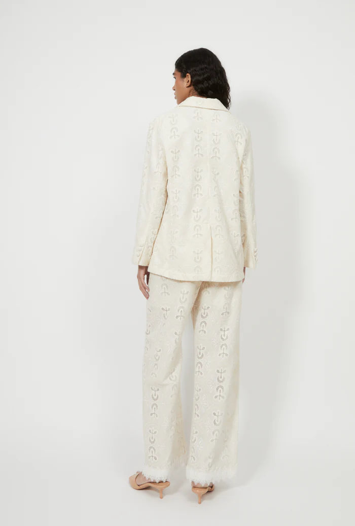 Belt pants