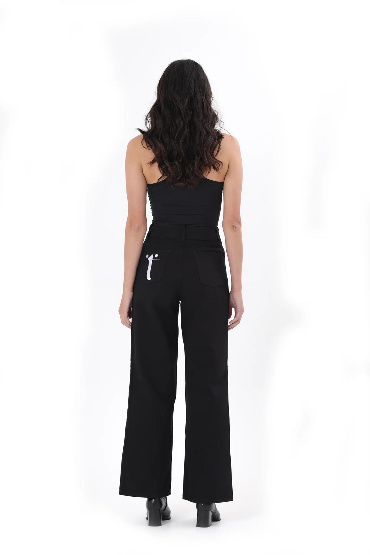 Confident pants