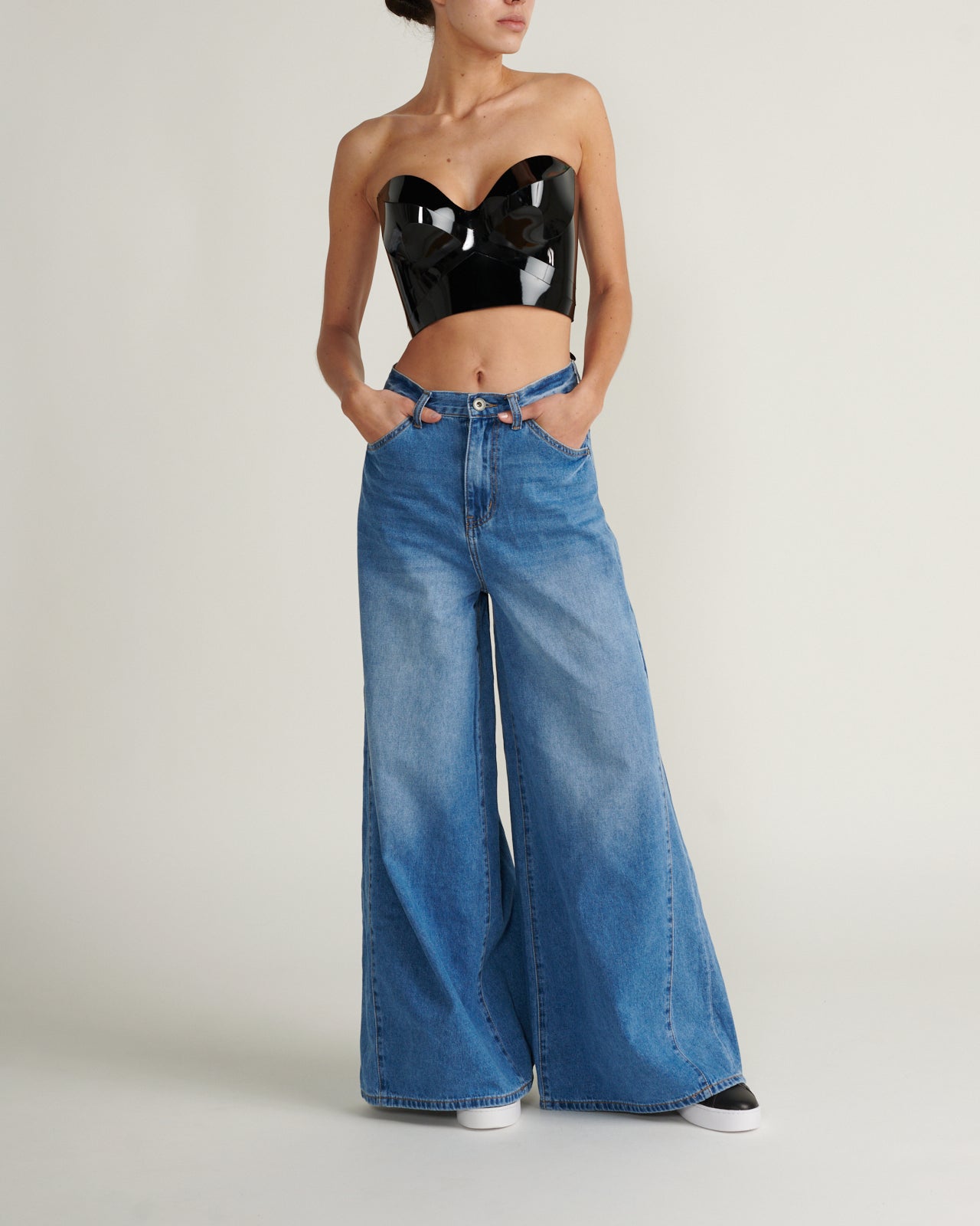 Neo corset bra