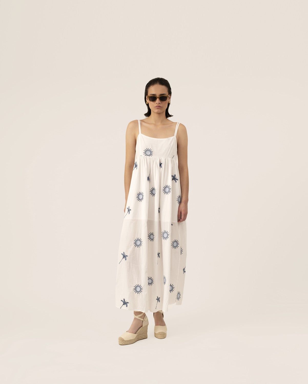 Dowsal dress