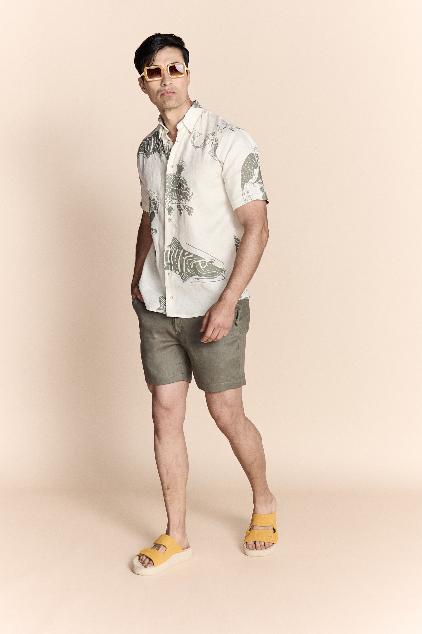 Iguana linen shirt