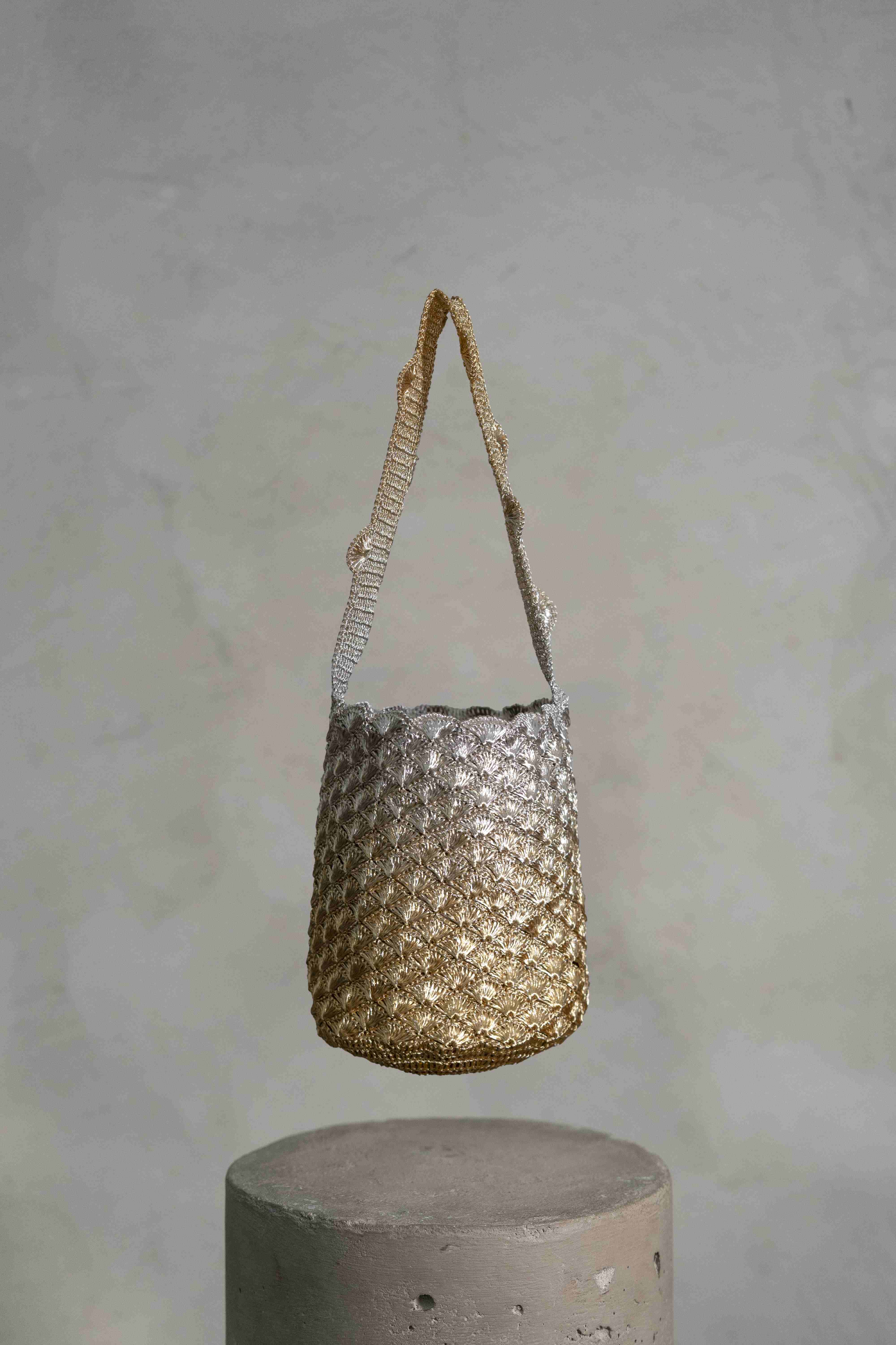 Kaia seashell gold and silver