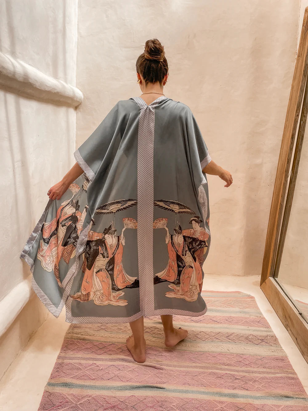 Geishas silk kimono
