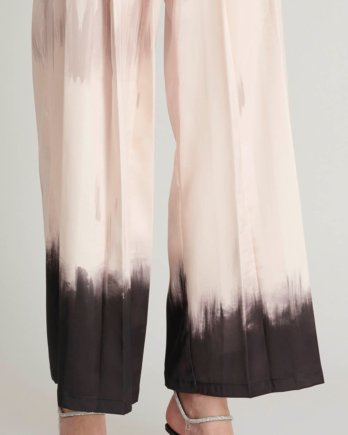 Pleated pants