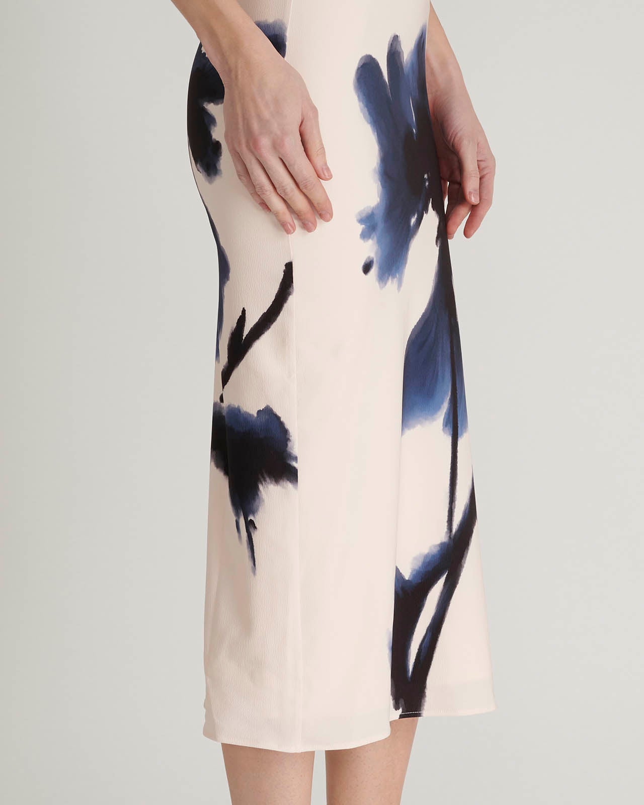 Tuni flower dress