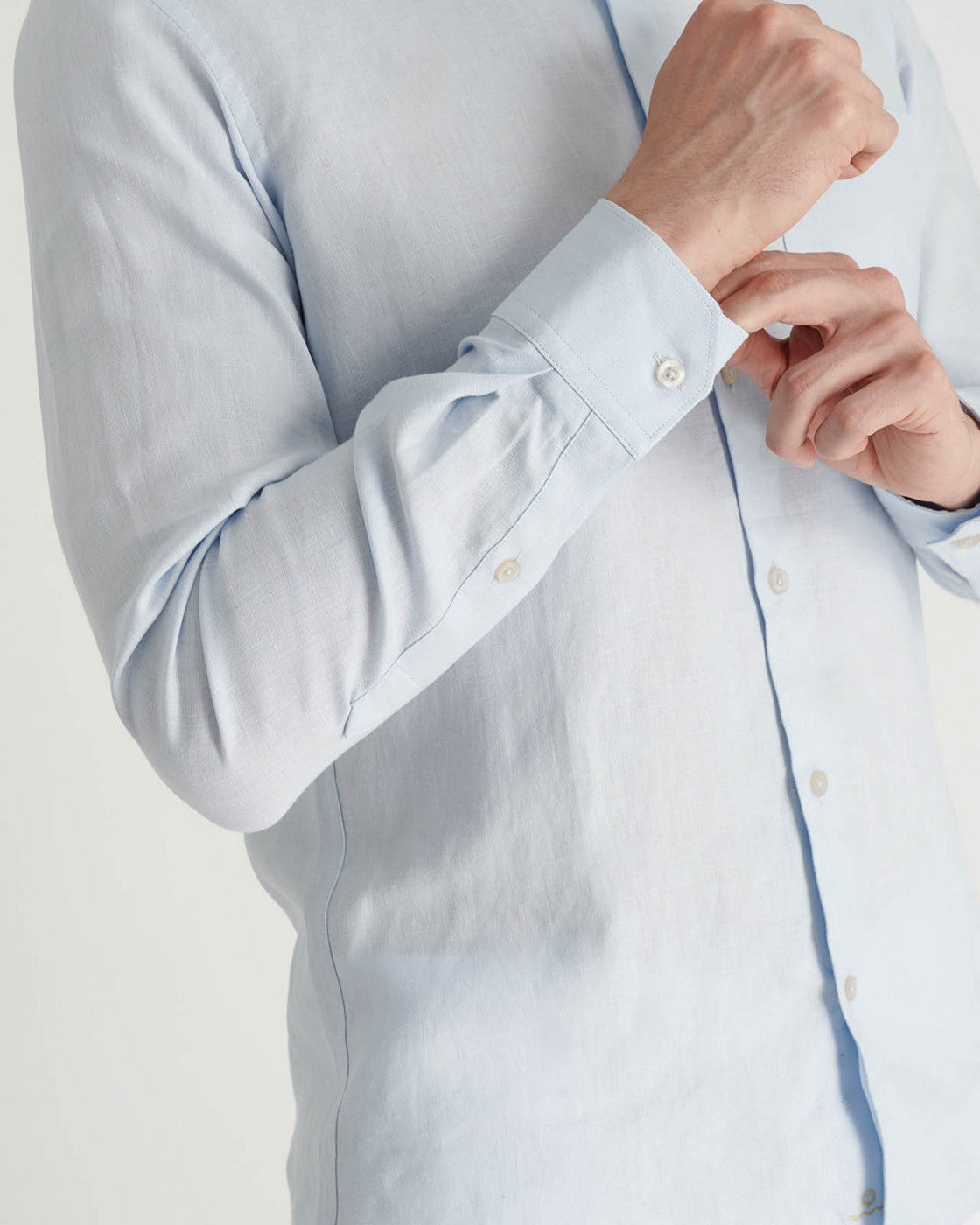 Long-sleeved shirt