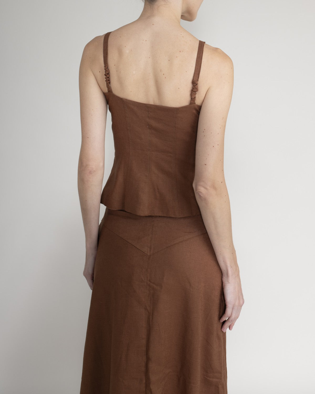 Long skirt with pockets
