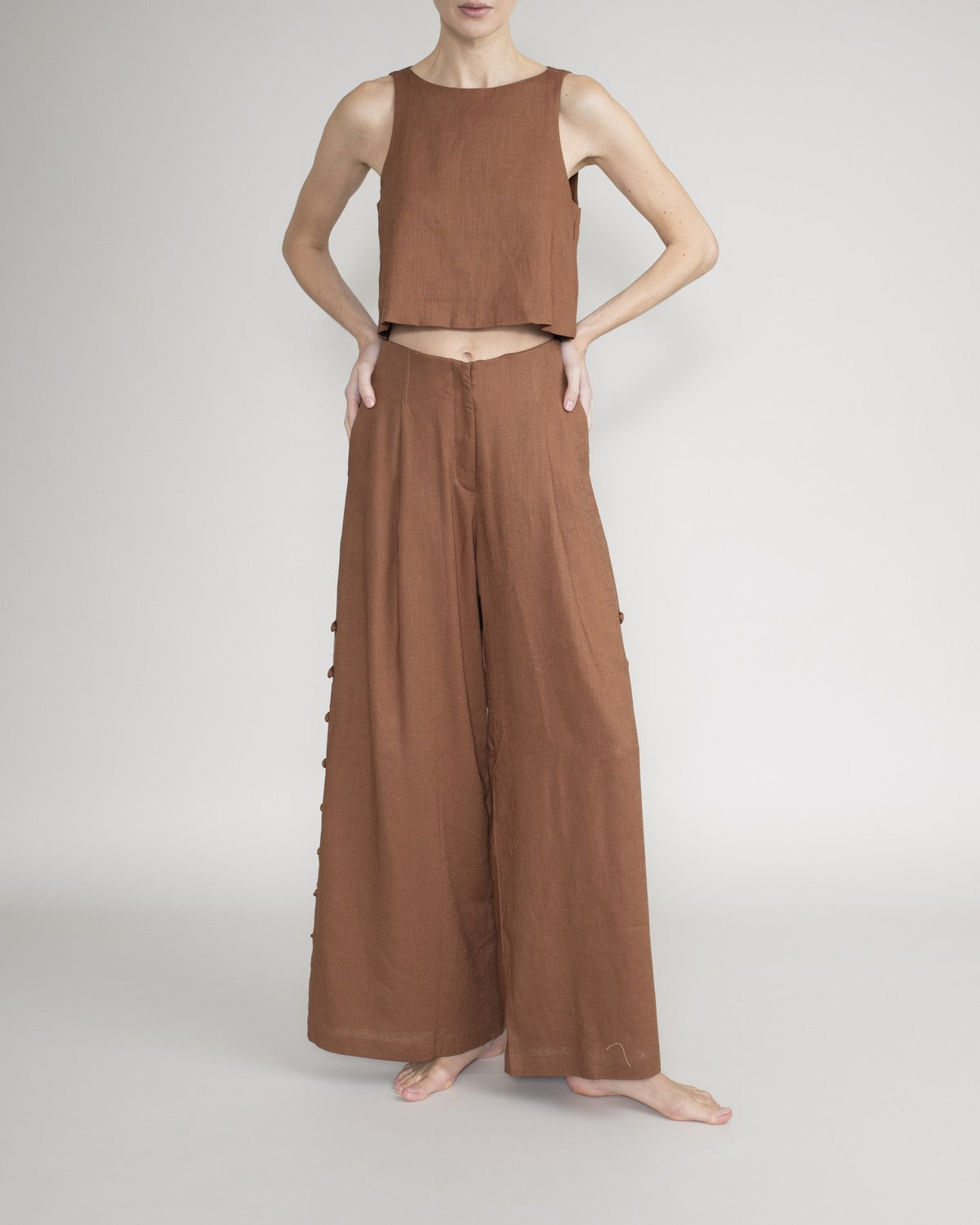 Slit top