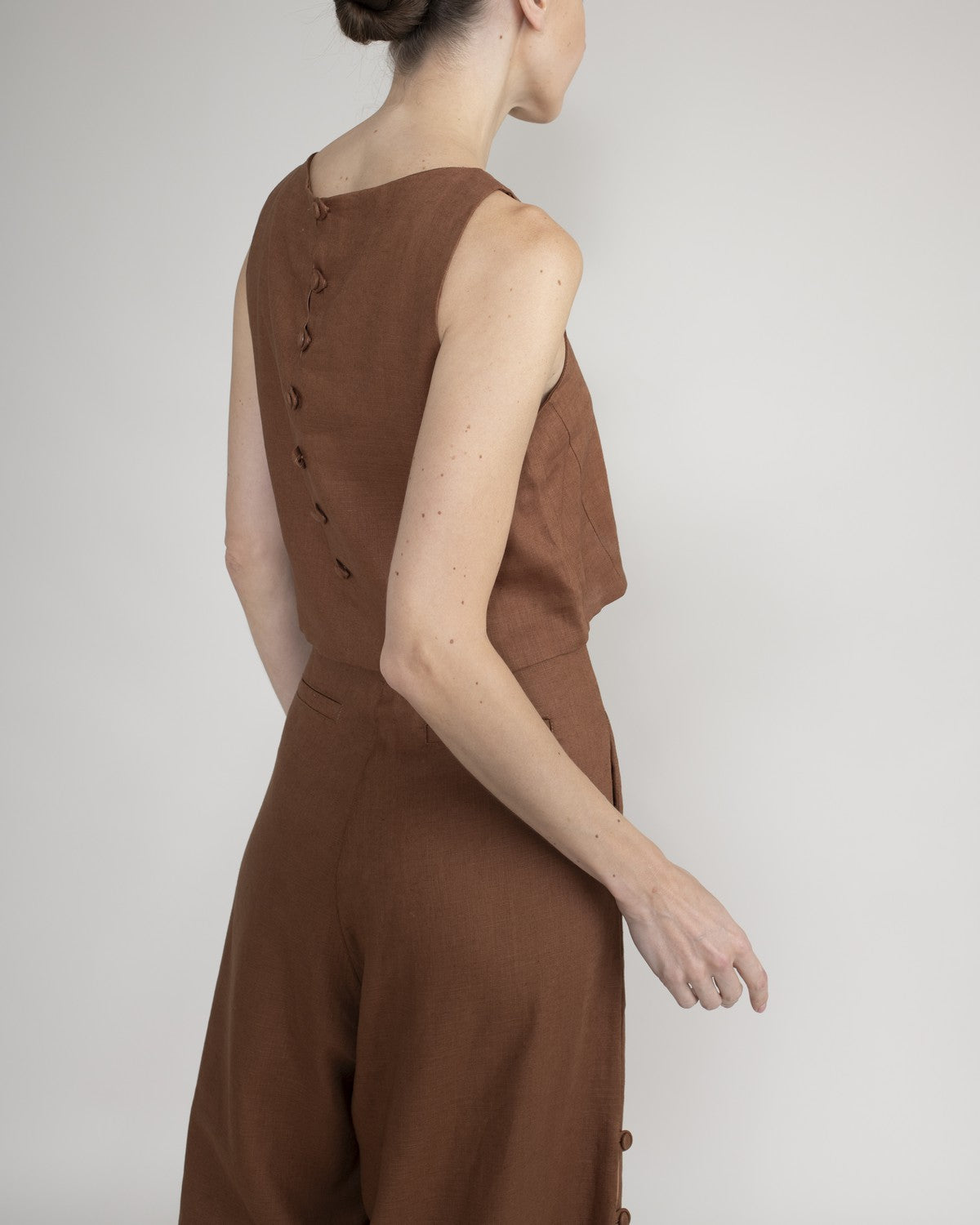 Slit top