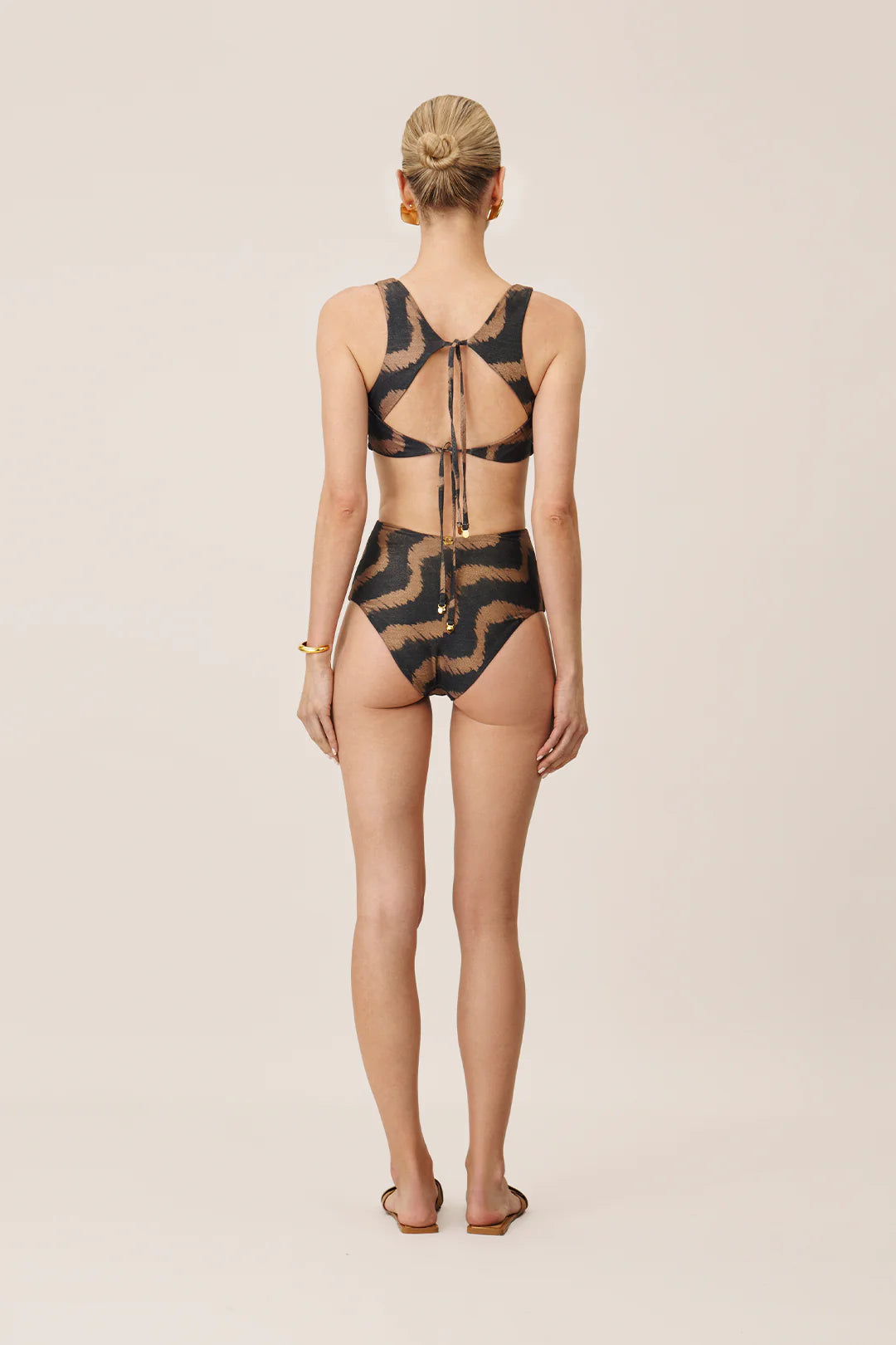 Neria one piece