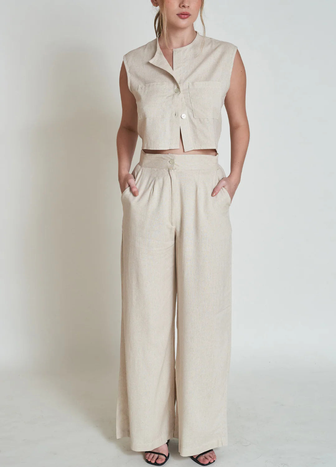 Wide-leg pants