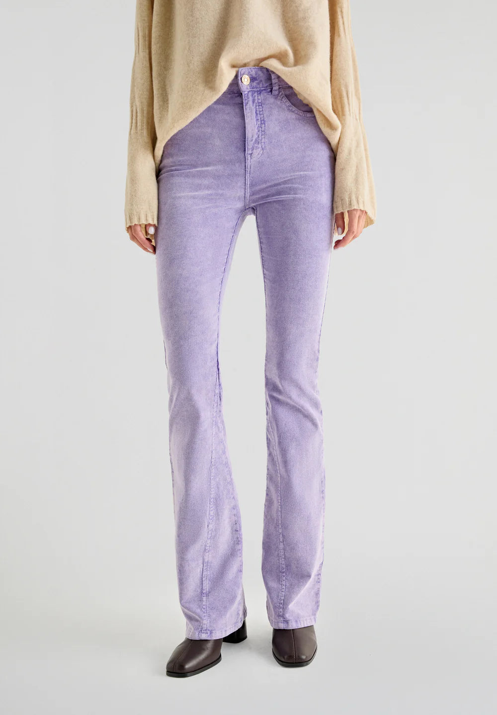 Pantalon Corduroy Boot Cut