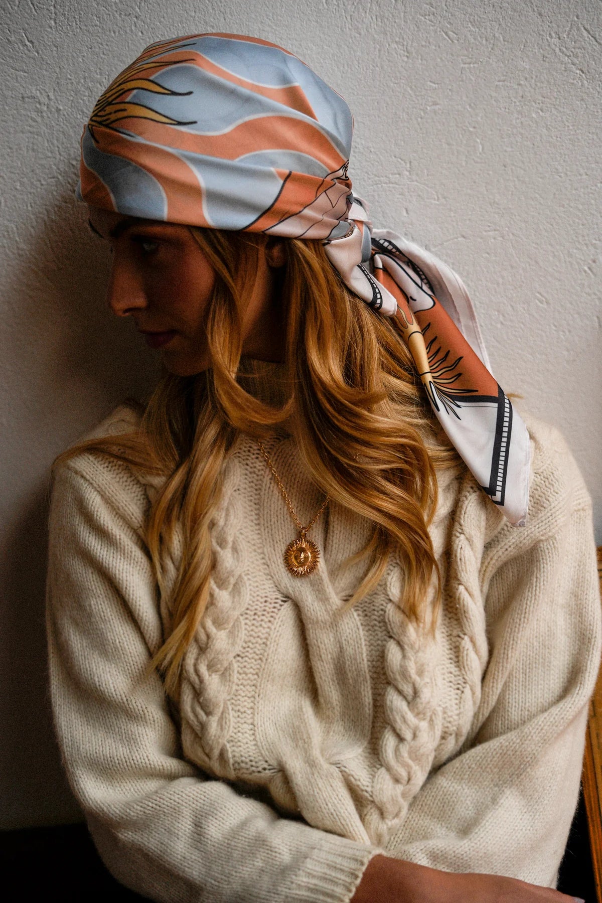 Tarot scarf the sun
