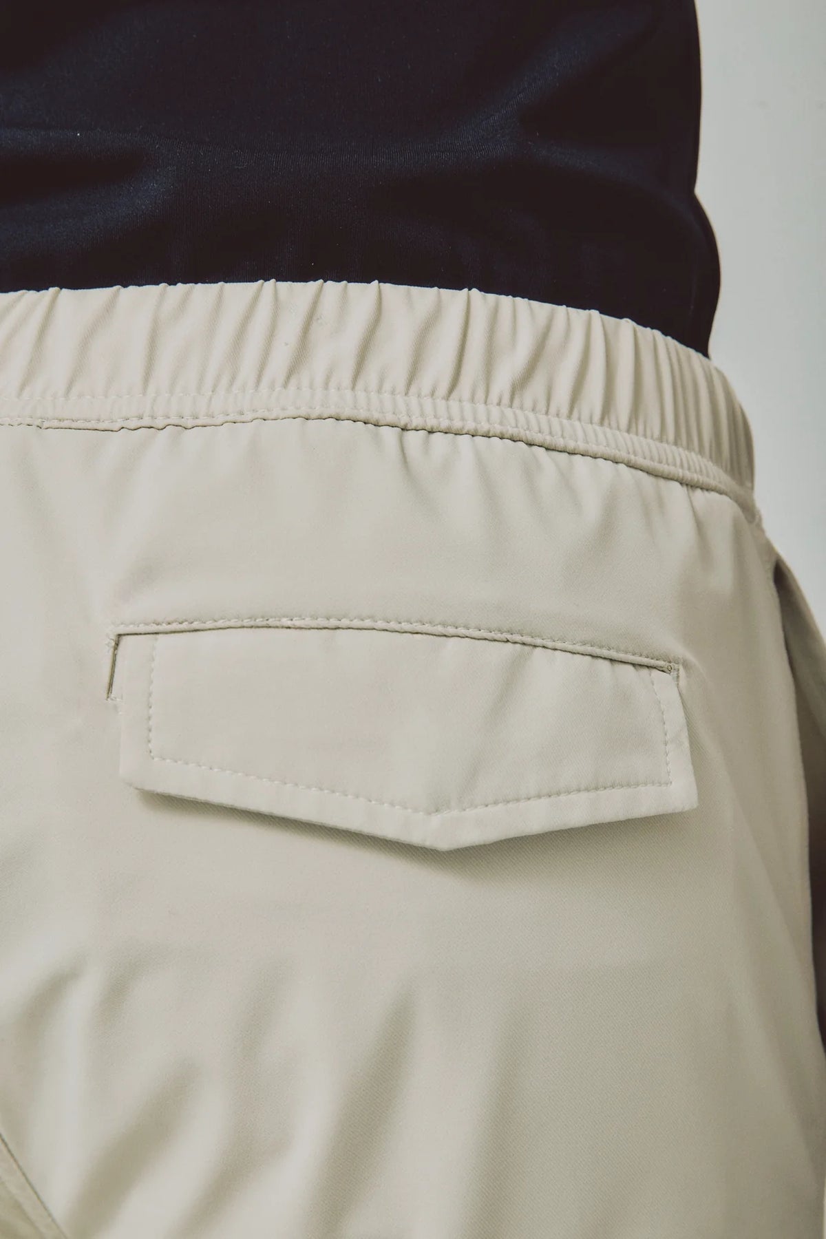 Iron semi-fit pants