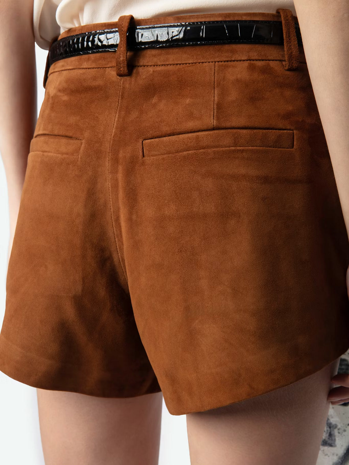 Short Siddy Suede