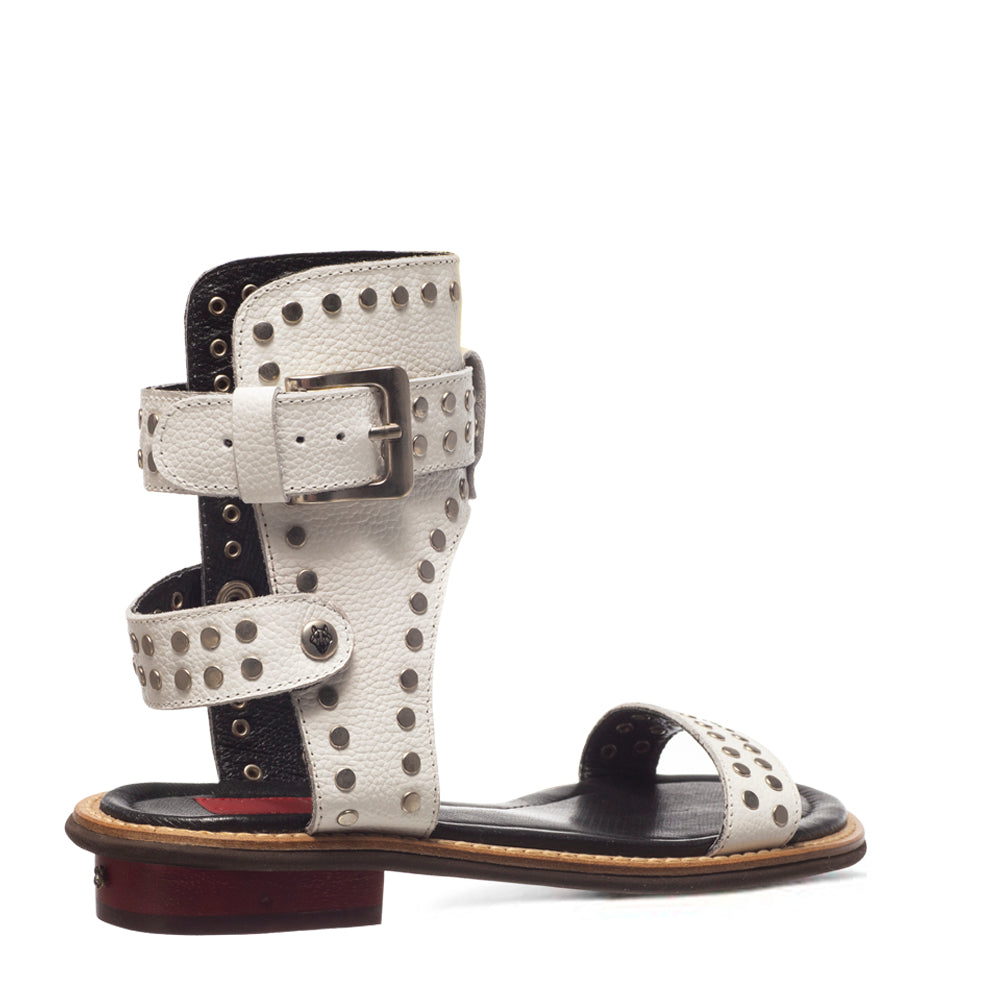 Tin sandals