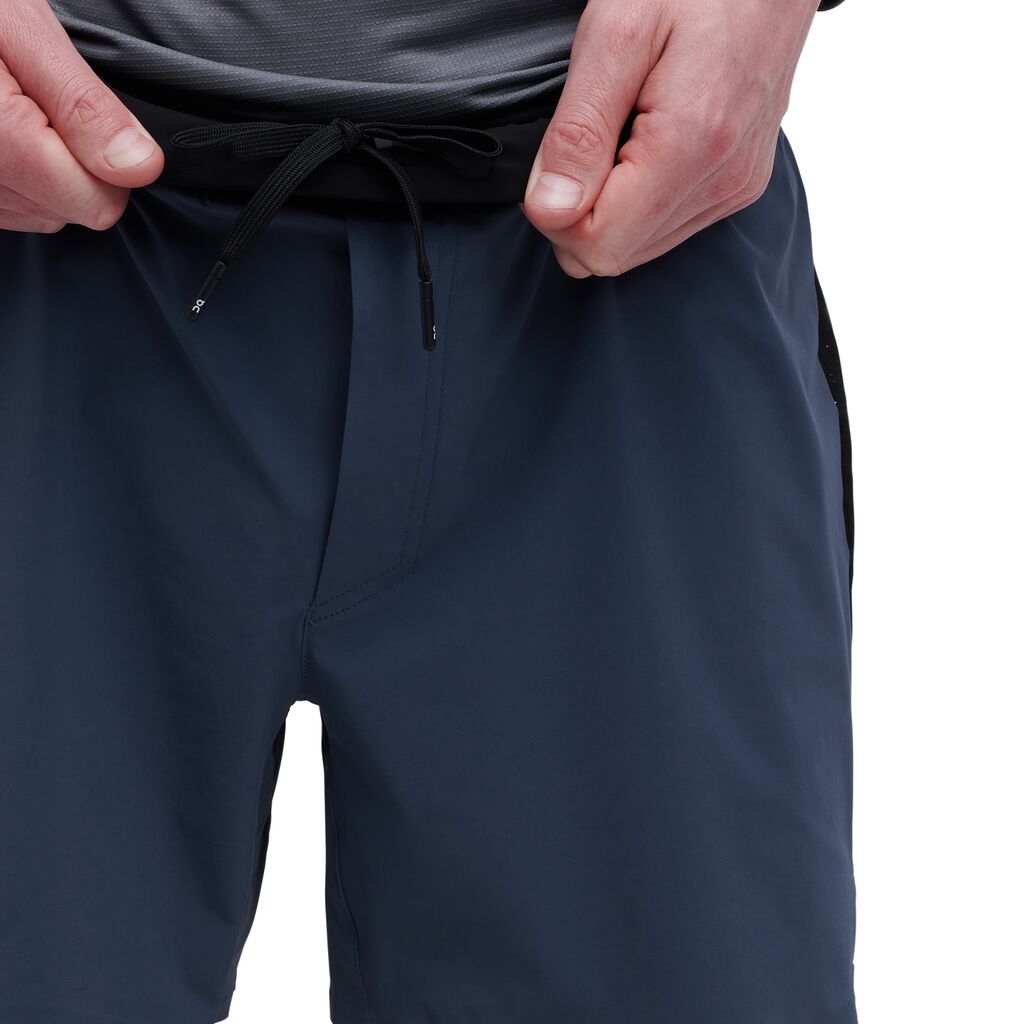 Shorts On Lightweight Hombre