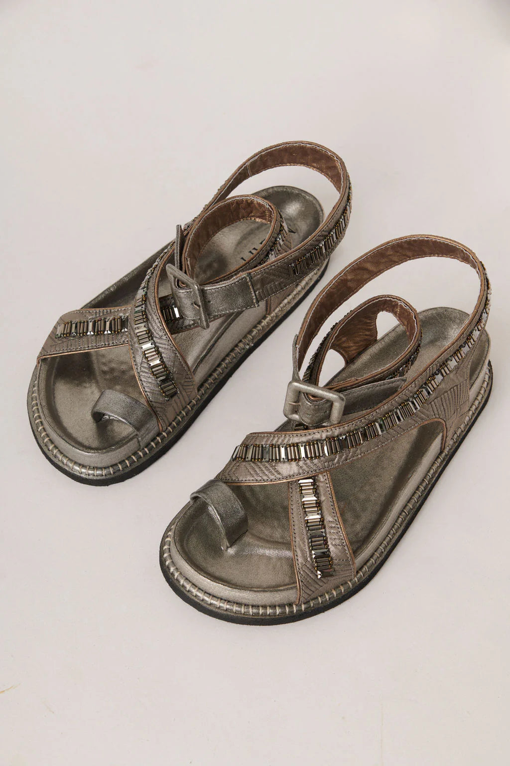Victoriana gold sandal