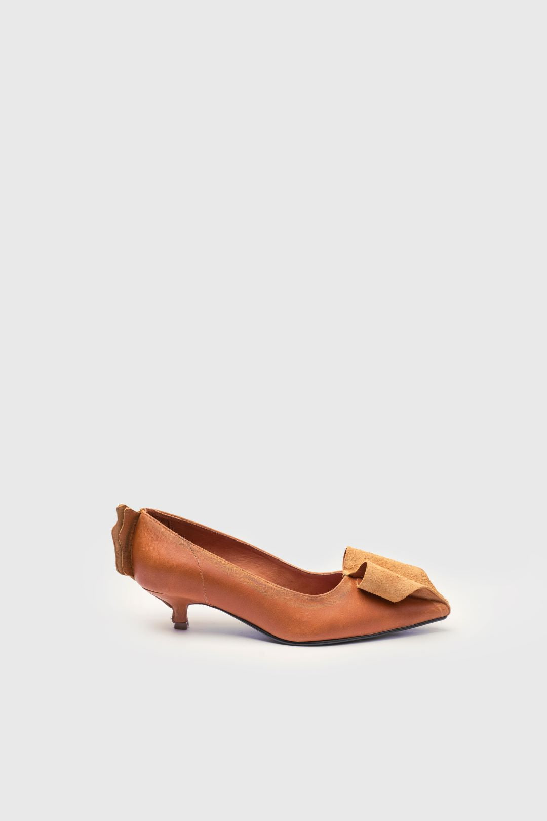 Aged cognac heels