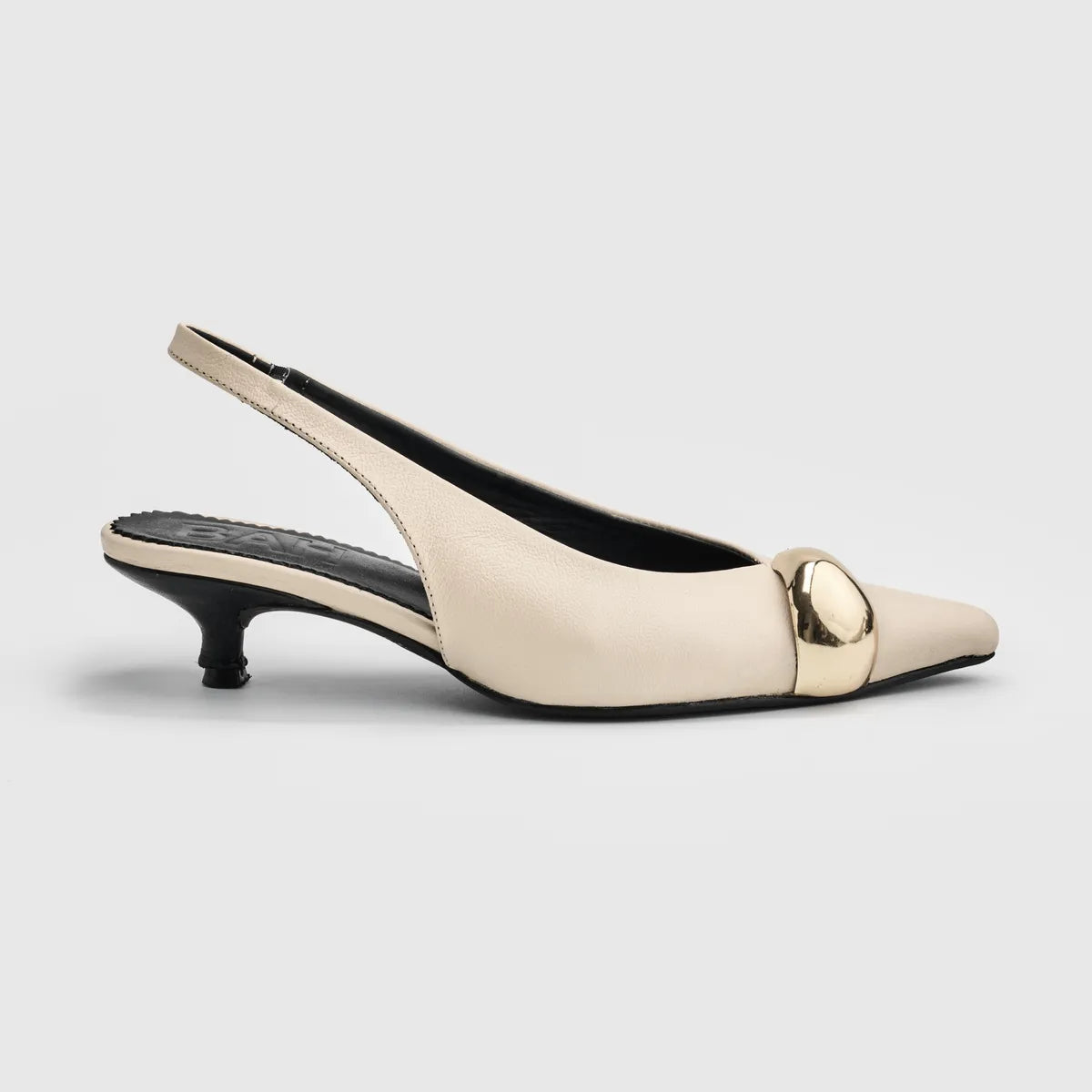 Nude jewel heel shoe