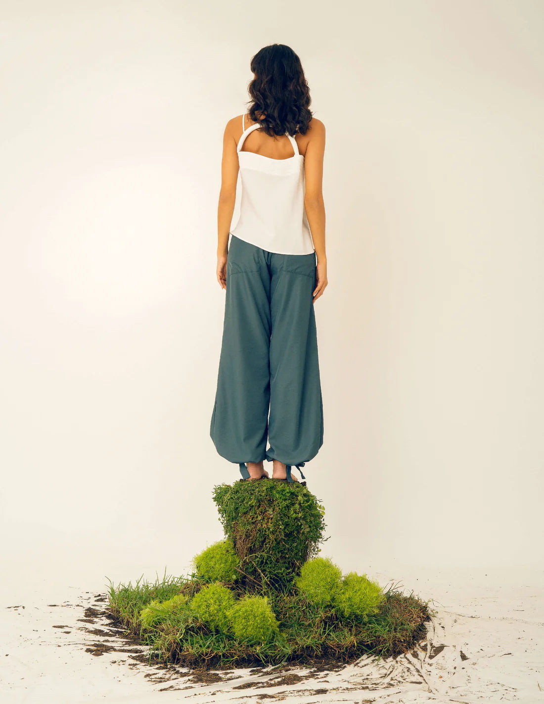 Deep forest trapezoid pants