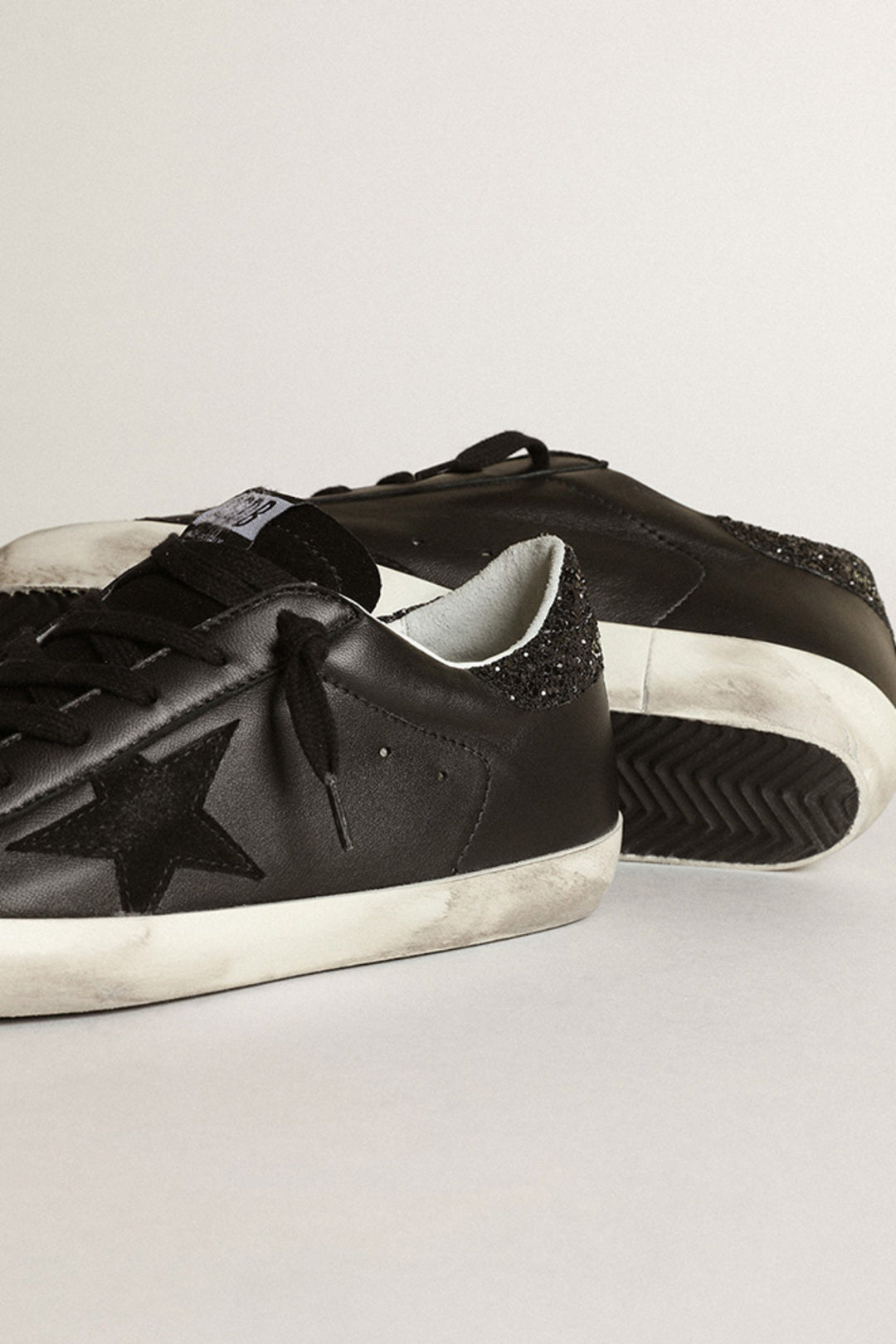 Tenis Golden Goose  Super-Star Nappa Black Mujer