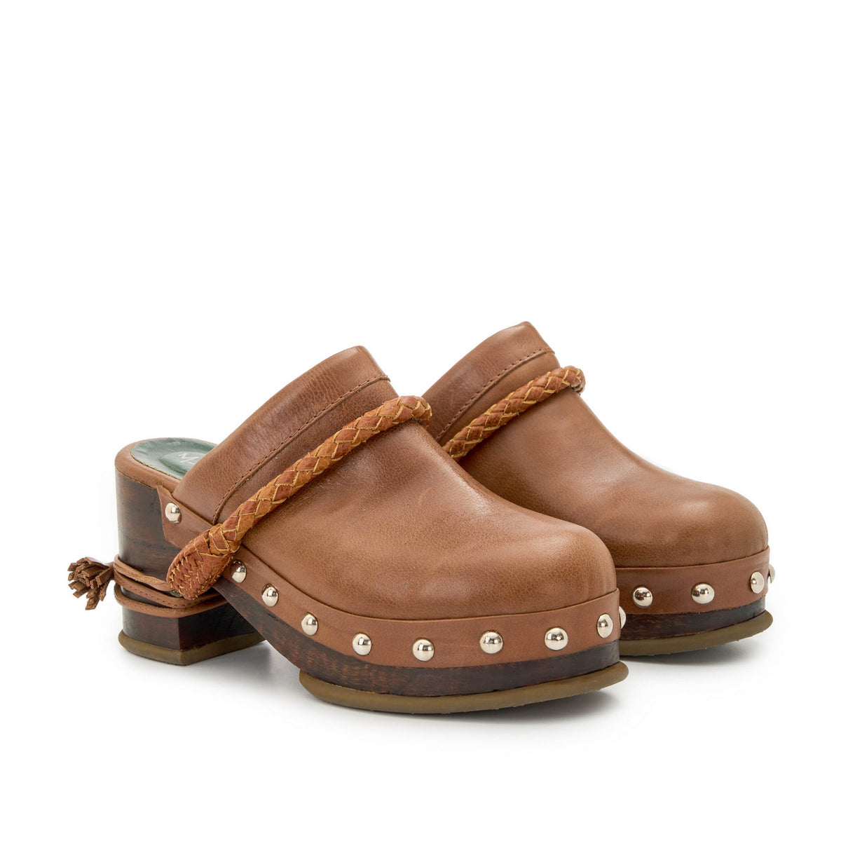 Crystal clogs cinnamon