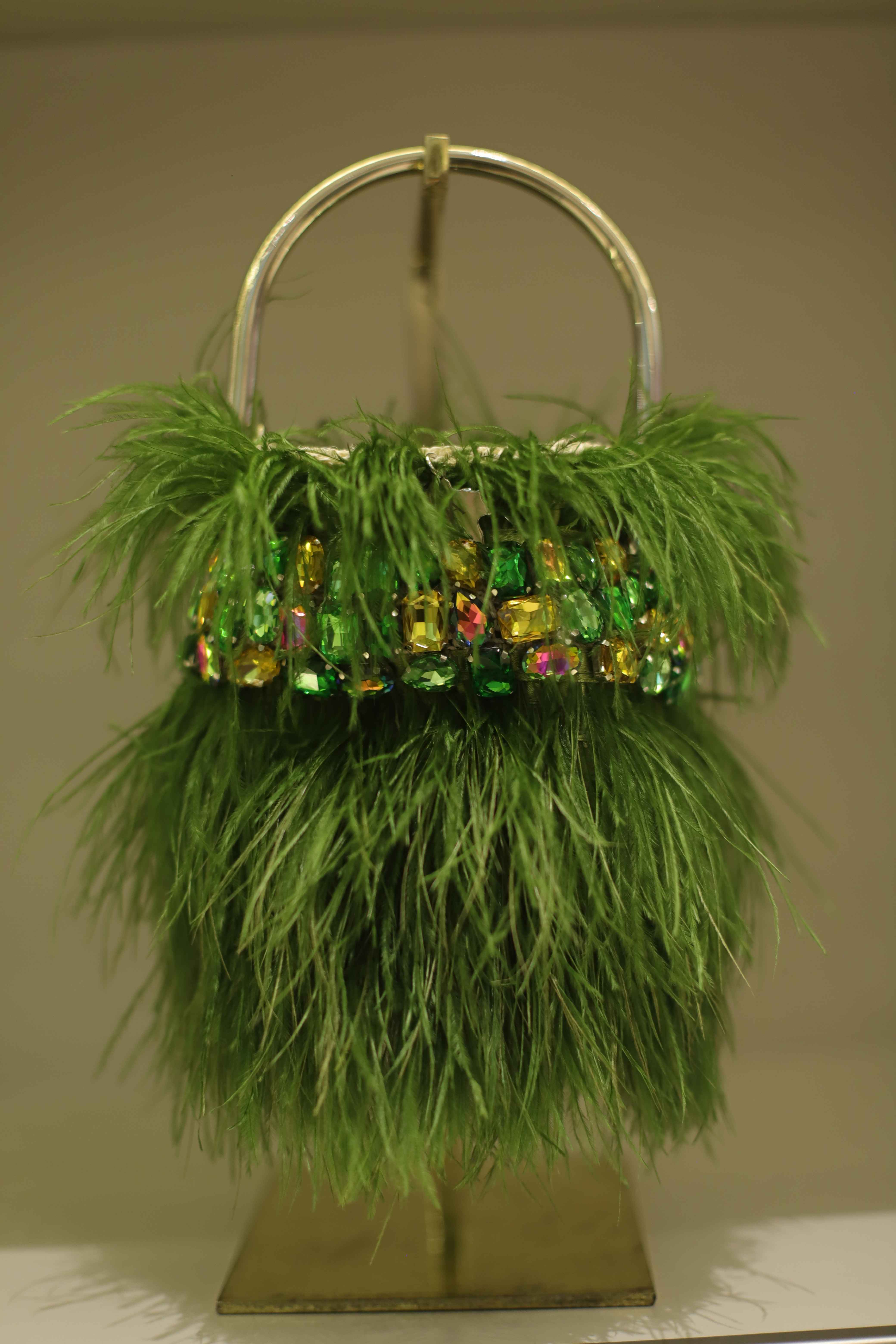 Cartera Daniella Green