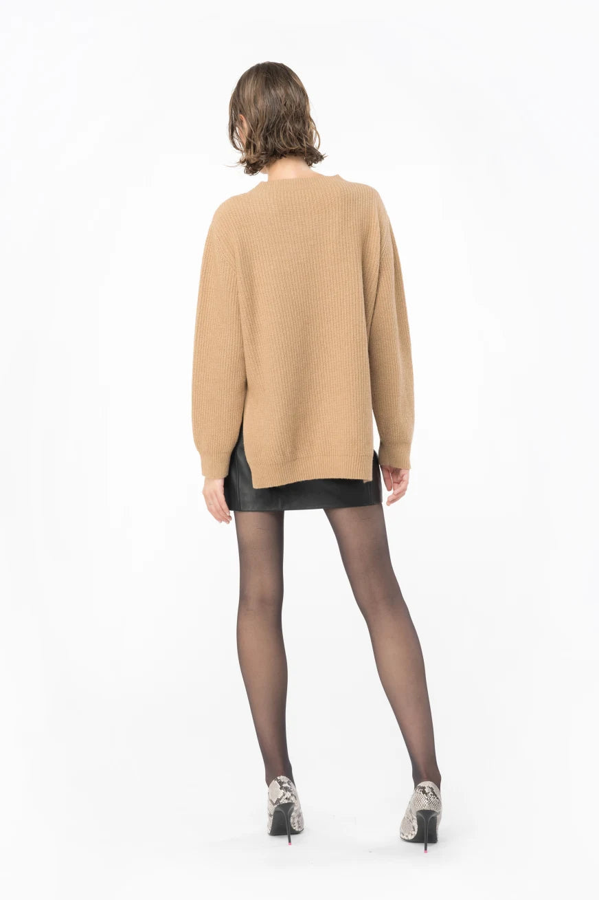 Sweater Piranha Asymmetric